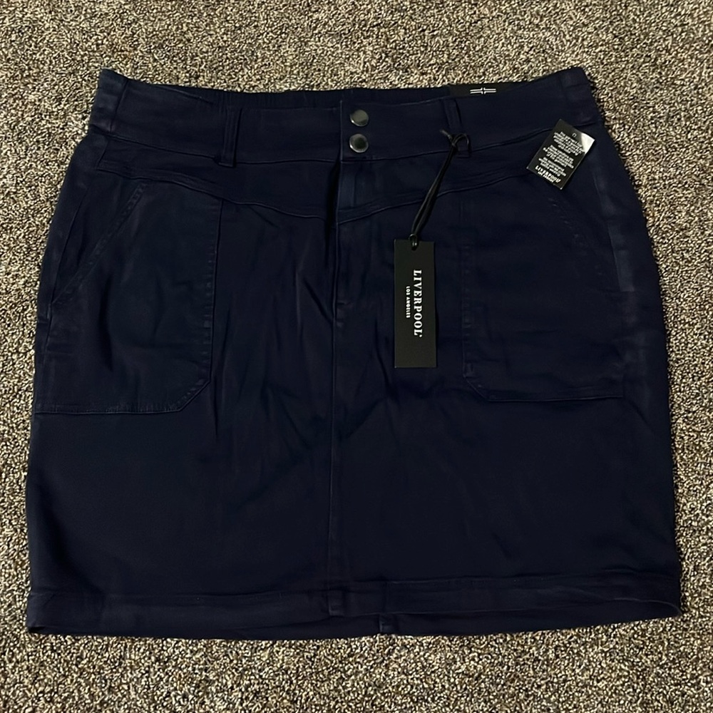NWT Liverpool Cressida Cargo Skirt in navy blue plus size 18W new utility skirt
